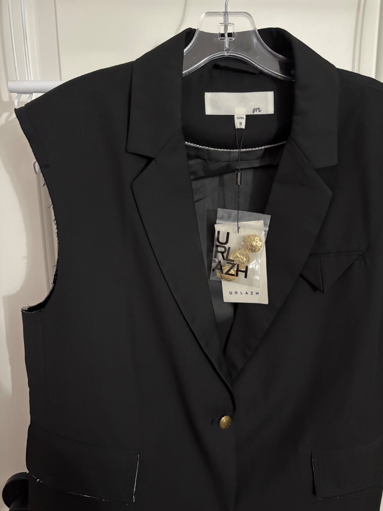 Urlazh Oversized Black Vest Sleeveless Blazer With Gold Buttons Women Medium Nwt — image 2 of 8